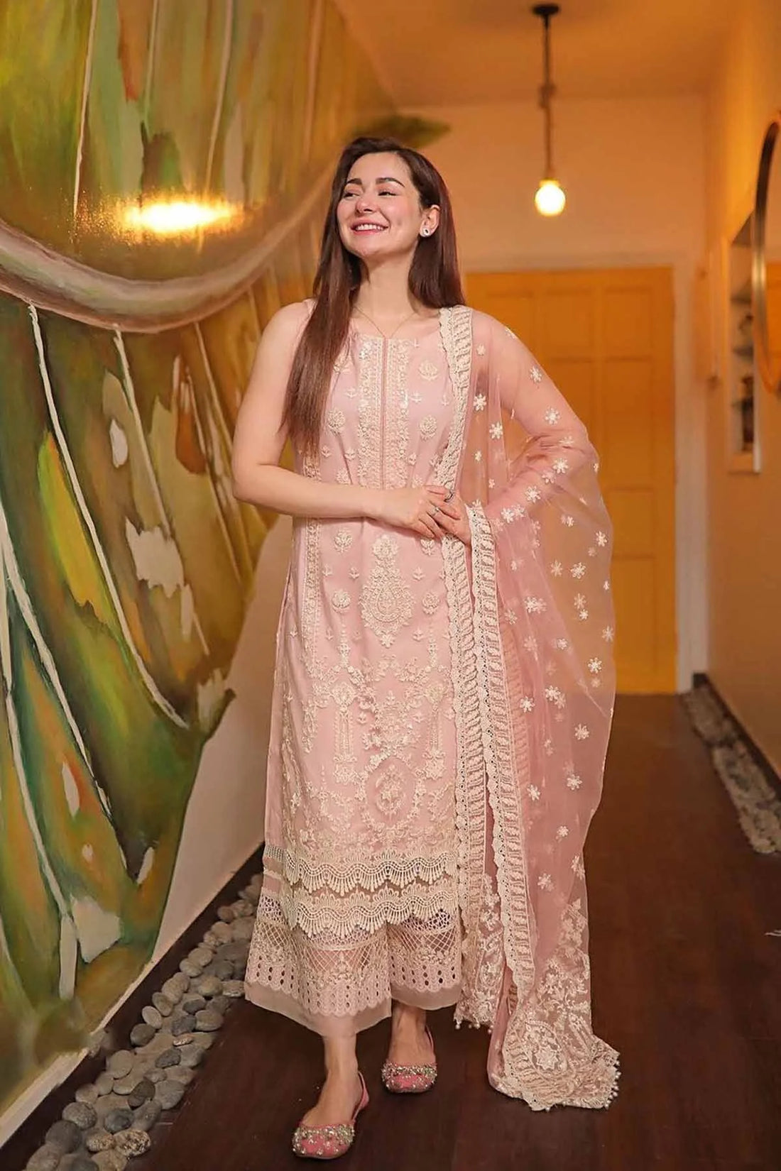 BEAUTY WITH PINK