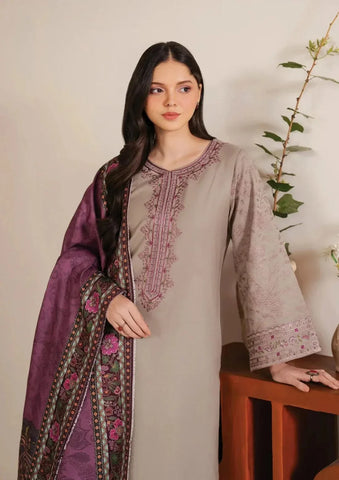 Sapphire Shamina Embroidered Lawn 3pc